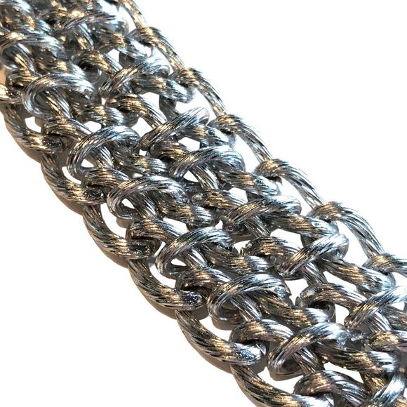 VTG ALUMINUM CHAIN BELT TEXTURED SILVER BELT 37 1/4” LONG TRIPLE CHAIN DISCO - Picture 3 of 5